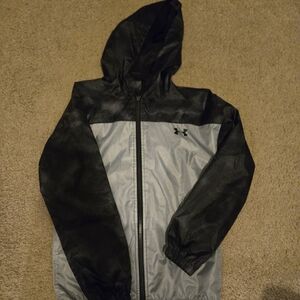 Under Armour Black and Gray Hooded Raincoat Lightweight Design